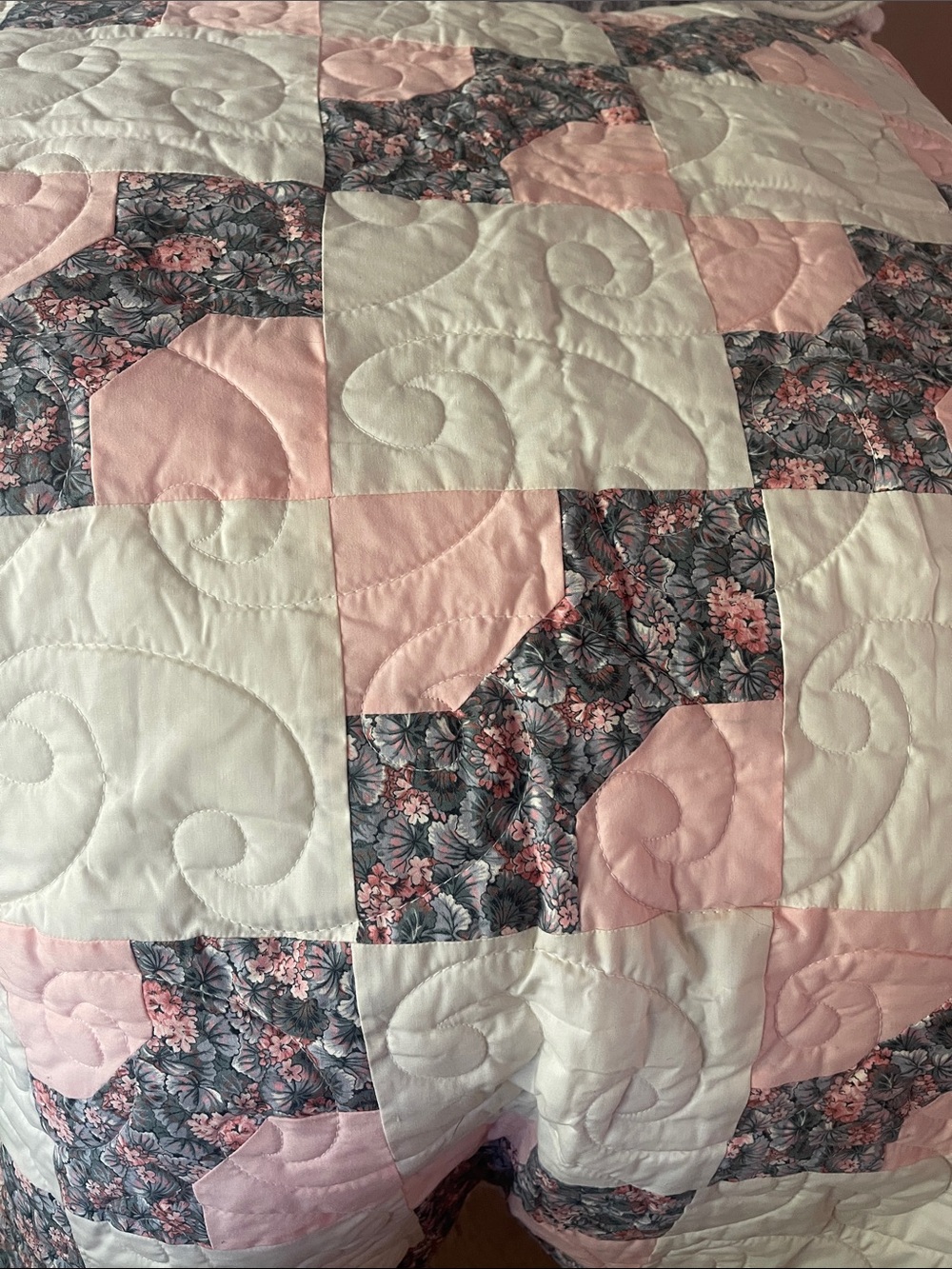 Quilt pink floral NEW machine stitched